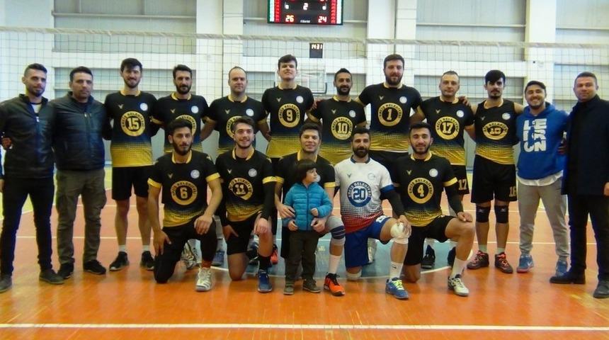 Erciş Belediye Voleybol Takımı playoffu garantiledi