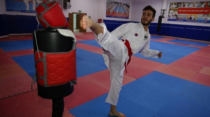 Kağıtsporlu karateci 2024 Olimpiyatlarına hazırlanıyor