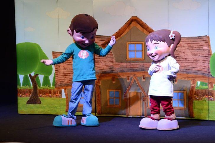 Bozüyük’te miniklerin tiyatro keydi G1