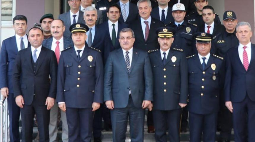 Emniyet Genel Müdürü Celal Uzunkaya açıkladı: 100'ün üzerinde komiser yardımcısı tutuklandı