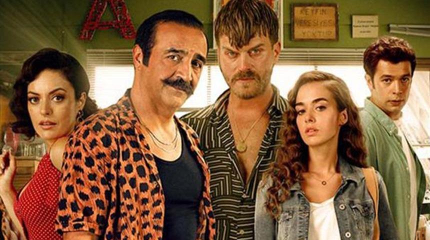 Organize İşler Sazan Sarmalı filmine gelen tepkilerden sonra BKM'den flaş Netflix açıklaması!