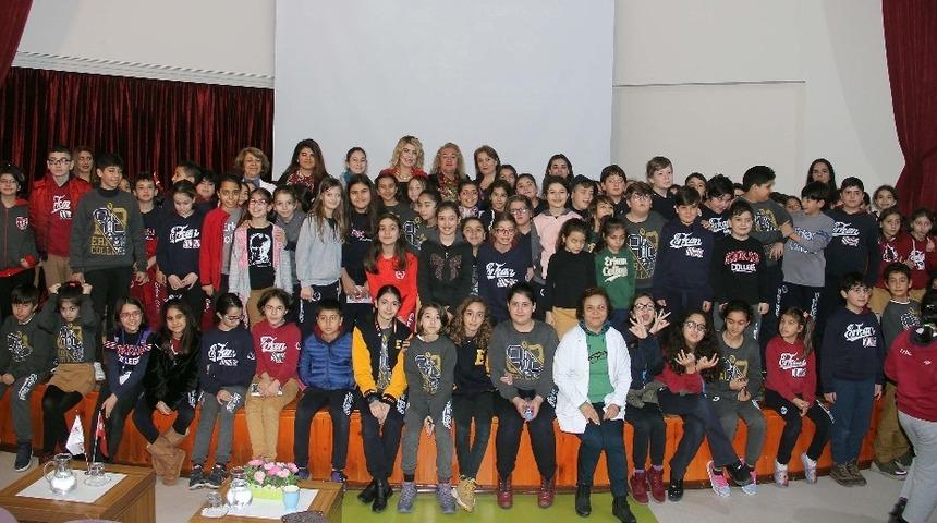 G&ouml;r&uuml;r: "Sokak hayvanları yardıma ve bakıma muhta&ccedil;"