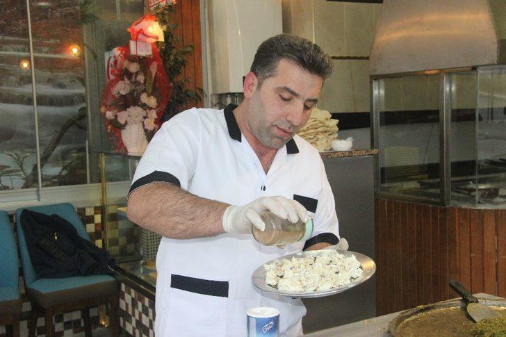 Fıstık ile kaymağın buluştuğu eşi benzeri olmayan tatlı: Cennet Çamuru G5