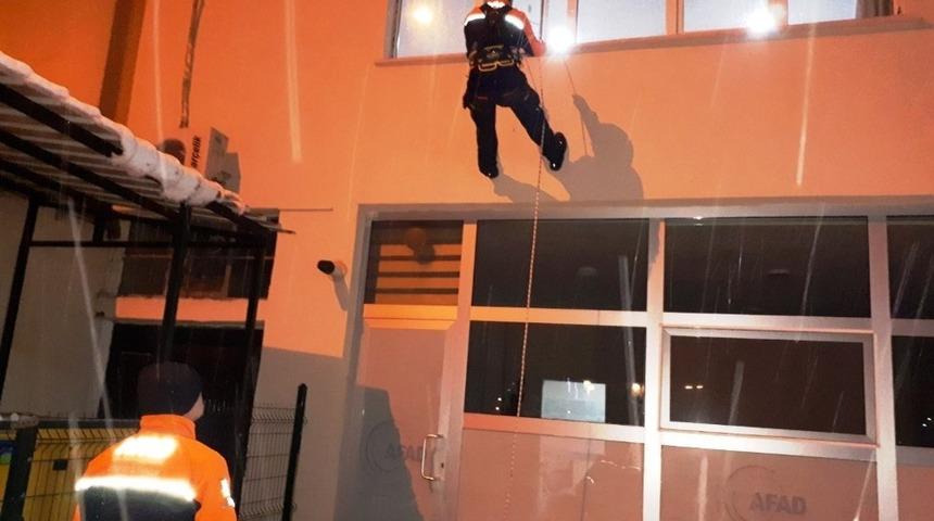 AFAD ekibinden emniyetli iniş tatbikatı