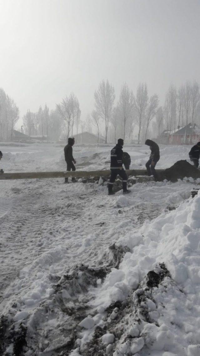 Dondurucu soğukta su arızası onarımı