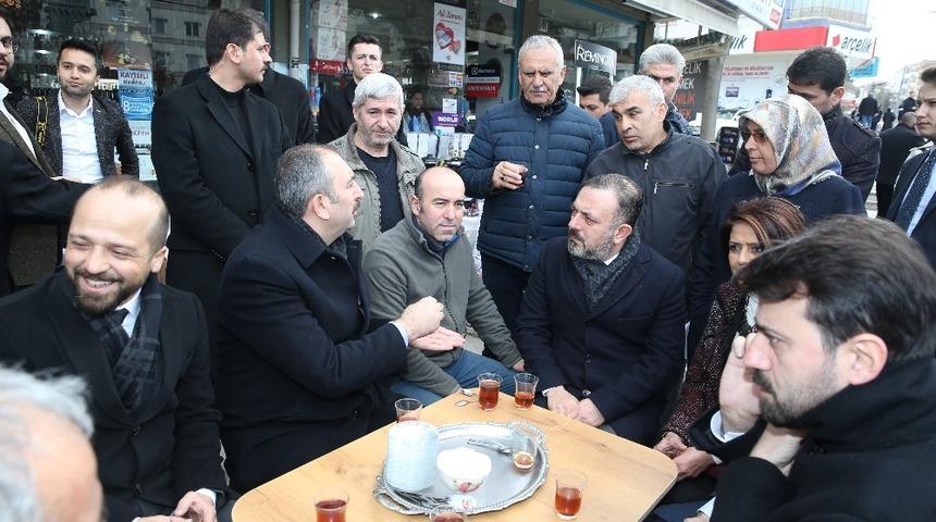 Adalet Bakanı Abdulhamit G&uuml;l, Sincan&rsquo;da Se&ccedil;im İrtibat B&uuml;rosu a&ccedil;ılışına katıldı