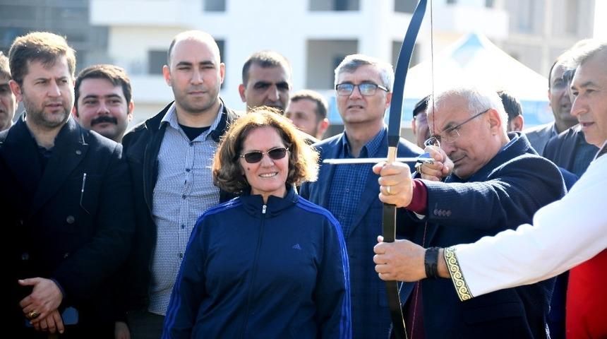 Mersin B&uuml;y&uuml;kşehir Belediyesi &lsquo;Geleneksel Ok&ccedil;uluk&rsquo; kursu a&ccedil;tı