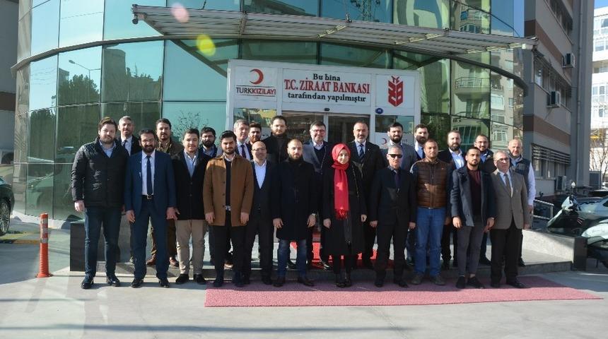 Gen&ccedil; M&Uuml;SİAD&rsquo;lılar kan bağışıyla İzmir&rsquo;e destek oldu