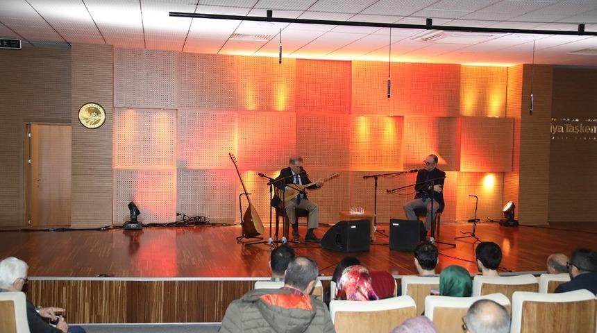 Ziya Taşkent salonunda s&ouml;yleşi-dinleti programı ger&ccedil;ekleşti