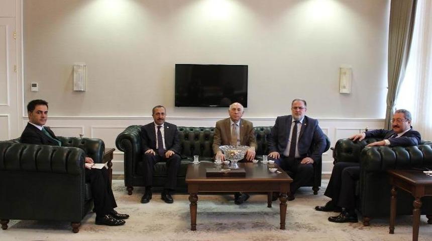 AK Parti vekilleri Bakan Yardımcısı G&uuml;ven&rsquo;le g&ouml;r&uuml;şt&uuml;