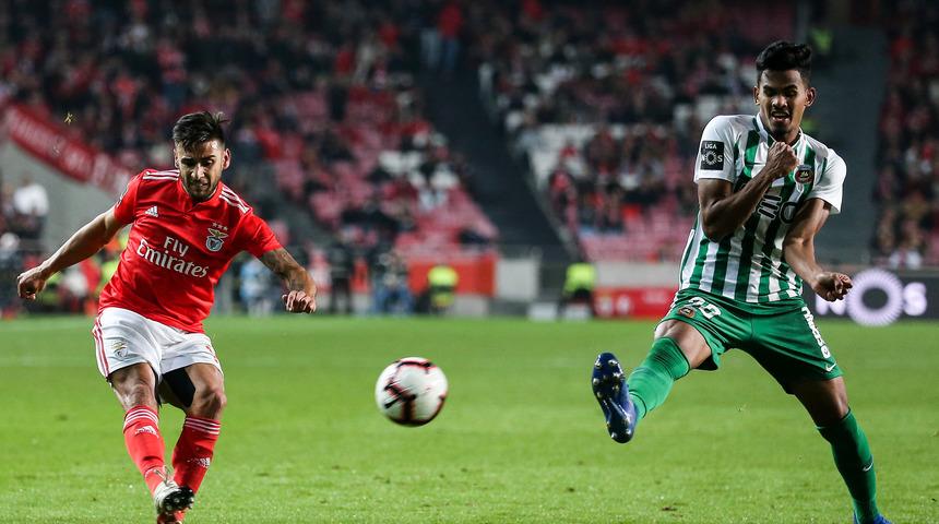 Galatasaray'ın rakibi Benfica&rsquo;ya Salvio&rsquo;dan k&ouml;t&uuml; haber