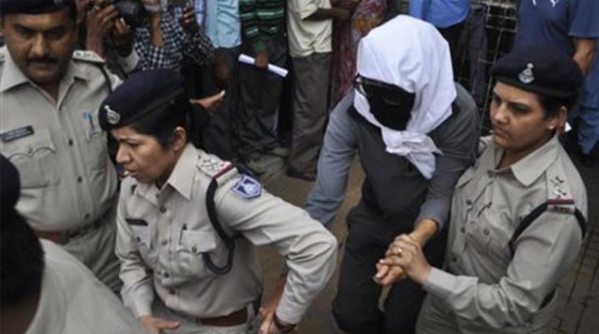 Vahşet! Tecav&uuml;z edip başını kesti, derisini y&uuml;zd&uuml;!