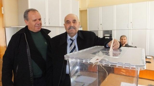 Burhaniye Ziraat Odasında Duman güven tazeledi