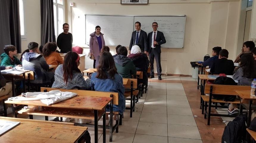 Öğrenciler, İŞKUR ile meslekleri öğreniyor