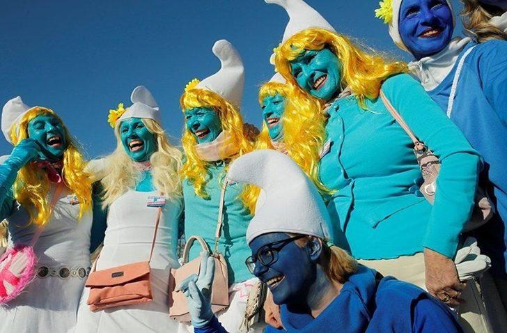 Dünyanın en büyük Şirinler buluşması rekor kırdı  G1