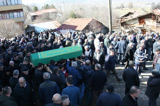 Ukrayna'da öldürülen tır şoförü son yolculuğa uğurlandı