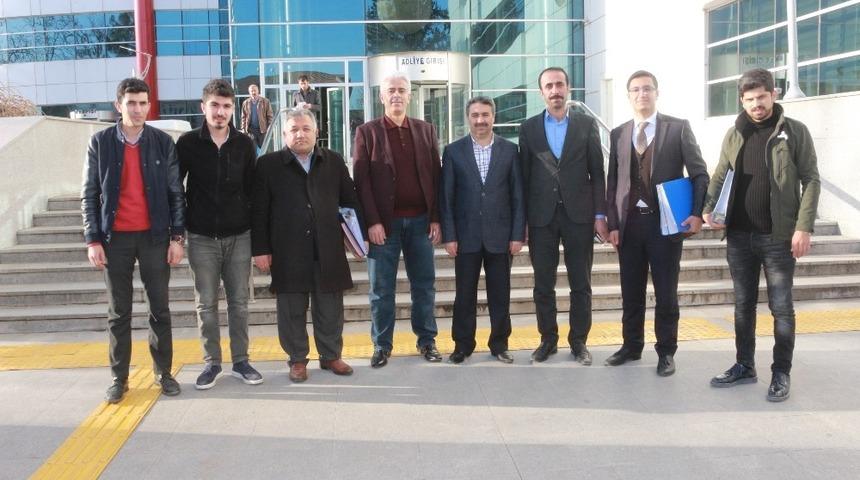 AK Parti listelerini a&ccedil;ıkladı