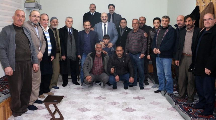 Başkan Orhan k&ouml;ylere &ccedil;ıkarma yaptı