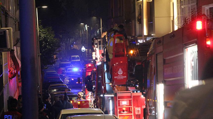 İstanbul'da can pazarı! İtfaiye ekipleri seferber oldu!