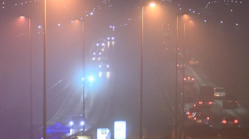 İstanbul'da sis etkili oluyor