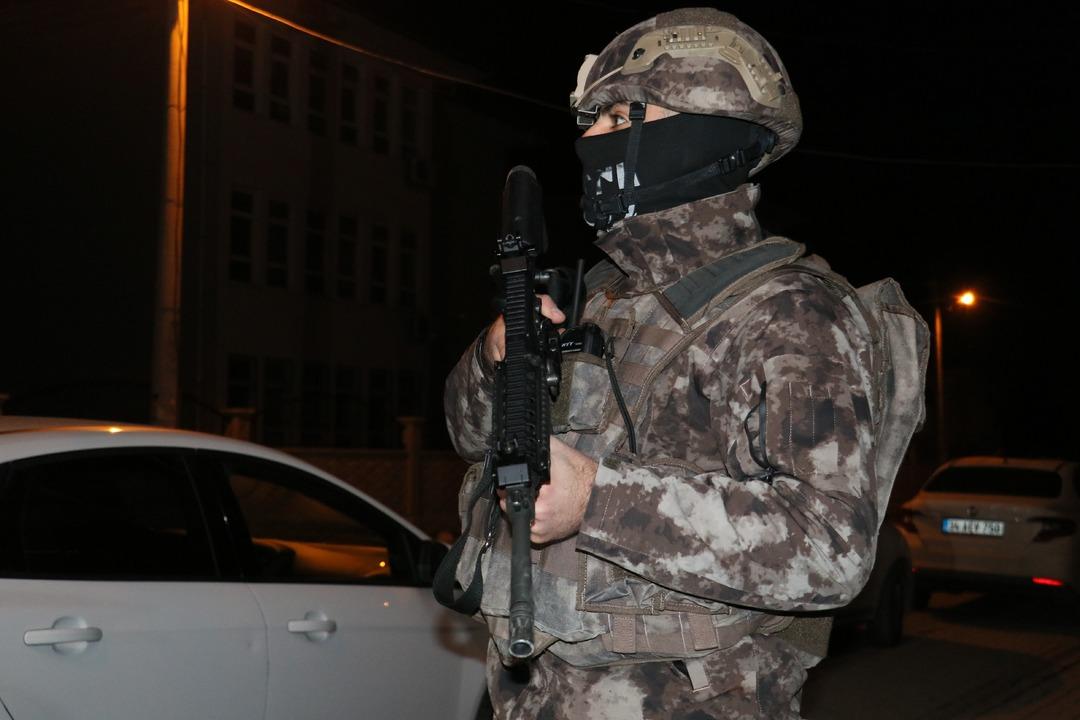 12 ilde yasa dışı bahis operasyonu! &Ccedil;ok sayıda g&ouml;zaltı var