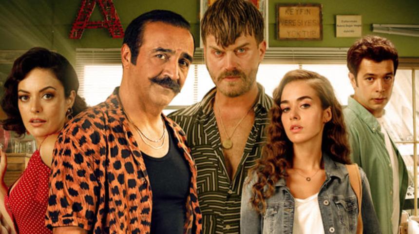 Organize İşler Sazan Sarmalı ilk filmi geride bıraktı