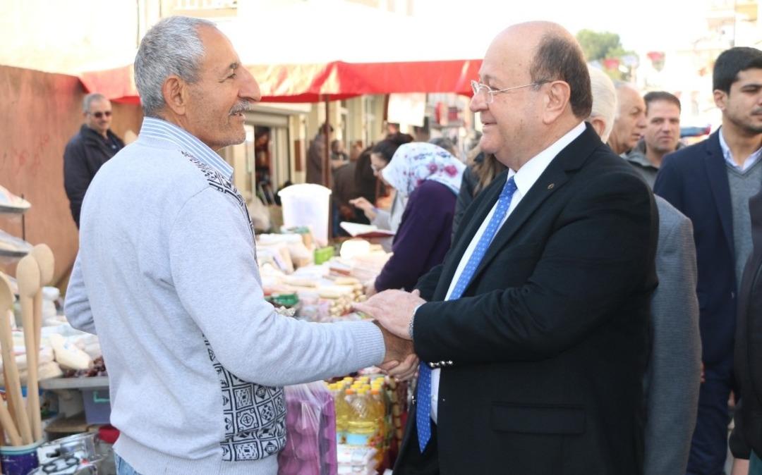 &Ouml;zakcan, &Ccedil;eştepe ve Ovaeymir pazarlarını ziyaret etti