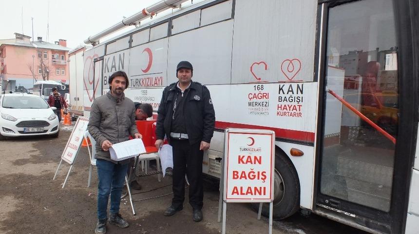 Malazgirt&rsquo;te kan bağışı kampanyası