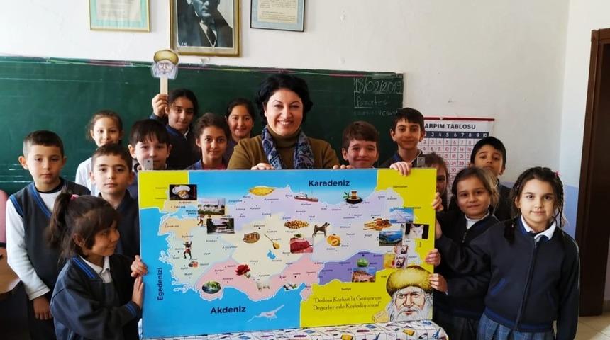 &Ccedil;ocuklar Dede Korkut ile T&uuml;rkiye&rsquo;yi geziyor