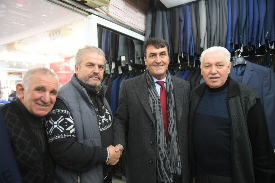 D&uuml;ndar &ccedil;arşı esnafı ile buluştu