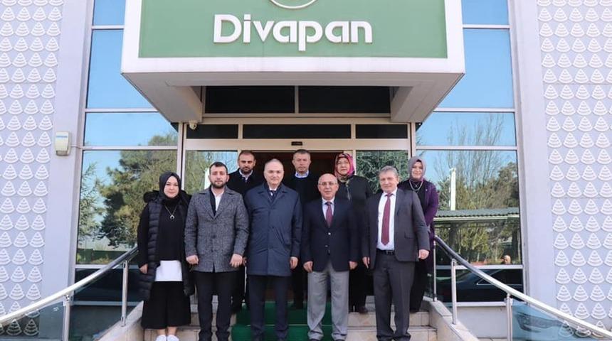 Başkan adayı Özlü, Divapan’da işçilerle bir araya geldi