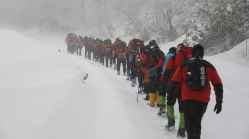 Kocaeli İtfaiyesi&rsquo;nden 50 personele karda kurtarma eğitimi