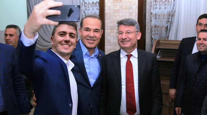 Yeni ve S&ouml;zl&uuml;: "Bu &uuml;lkenin ve memleketin menfaatleri i&ccedil;in yola &ccedil;ıktık"