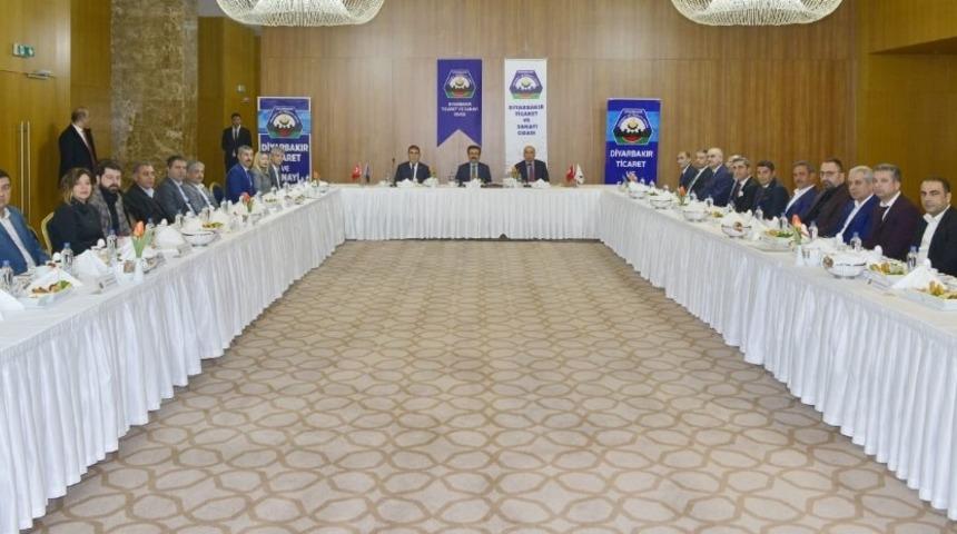 Diyarbakır&rsquo;da ekonomi değerlendirme toplantısı yapıldı