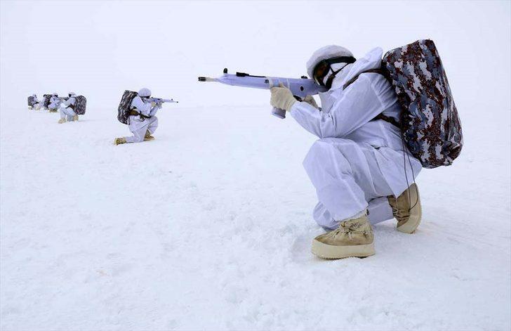 Muş'ta terör operasyonu: 48 sığınak imha edildi G4
