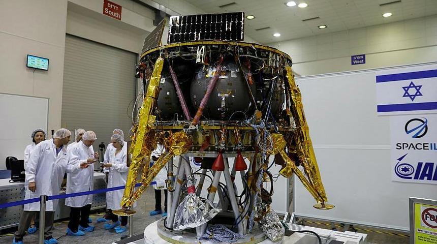 Ortadoğu'daki savaşı uzaya taşıdı! Ay'a gönderecek