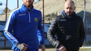 Evkur Yeni Malatyaspor'da Ömer Şişmanoğlu da sakatlandı