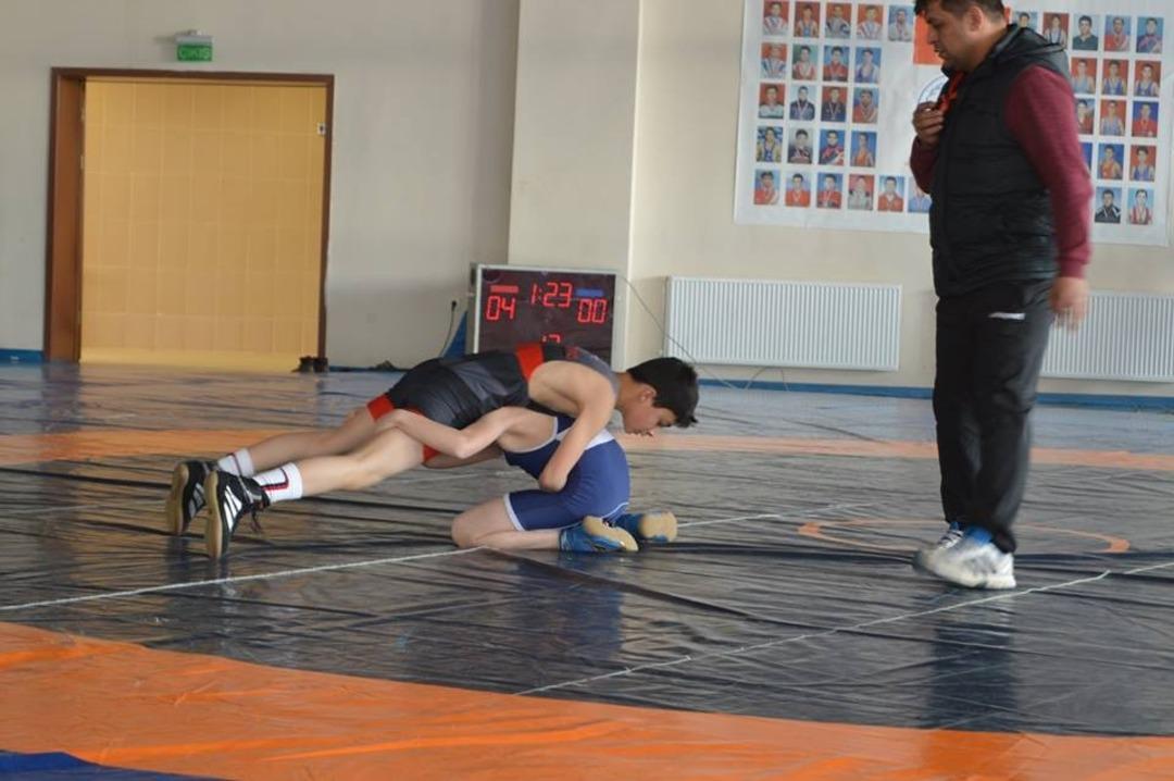 Şuhut&rsquo;ta g&uuml;reş turnuvası