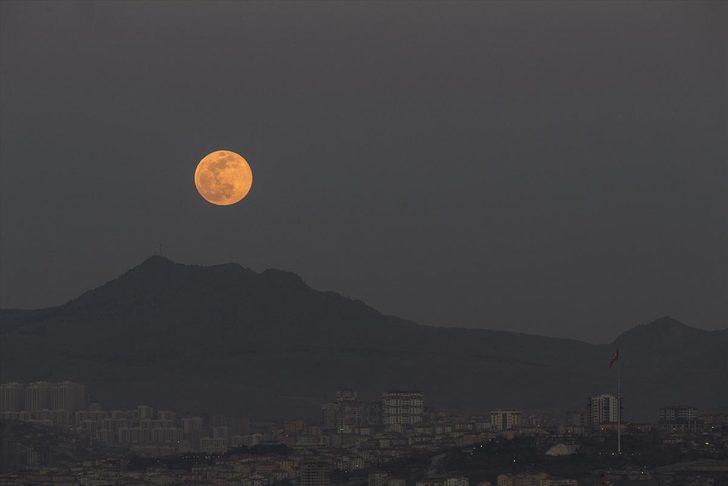 Başkentte 'Süper Ay' büyüledi G2