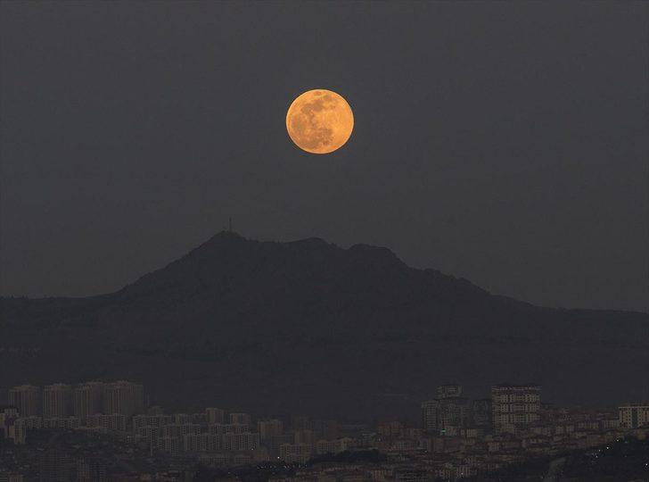 Başkentte 'Süper Ay' büyüledi G4