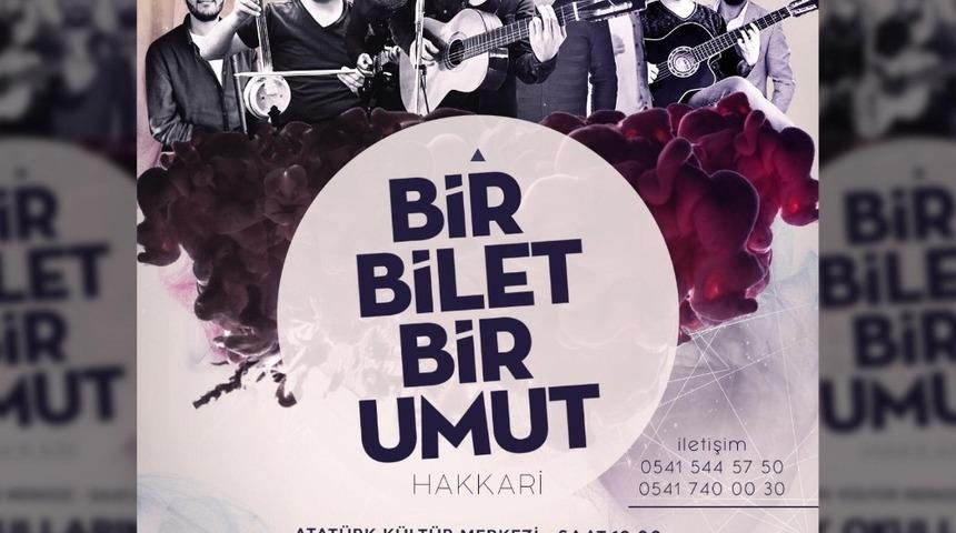 G&ouml;n&uuml;ll&uuml; m&uuml;zisyenlerden dar gelirli &ccedil;ocuklar i&ccedil;in konser