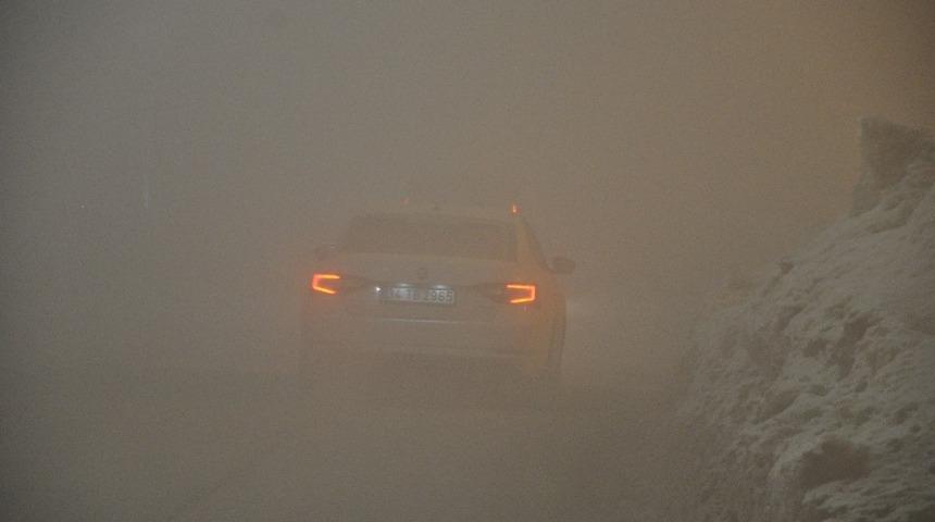 Yüksekova’da dondurucu soğuklar