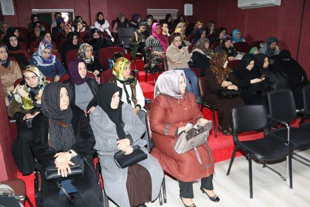 Şanlıurfa’da Kadınlara stres yönetimi semineri verildi