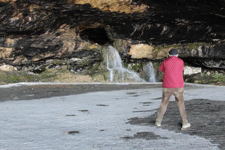 Bu mağaranın içinden su akıyor! Efsaneyi duyan oraya koşuyor G2