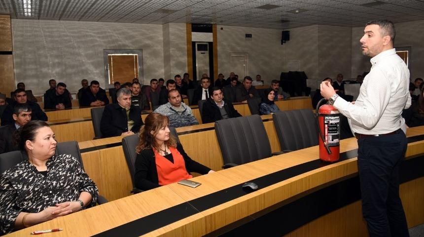 Belediye personeline, iş güvenliği eğitimi verildi