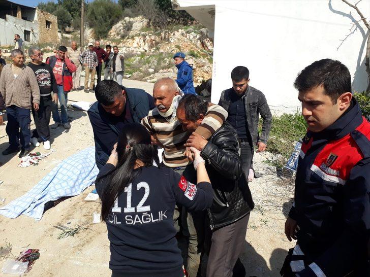 Mersin'de tarım işçilerini taşıyan minibüs devrildi  G3