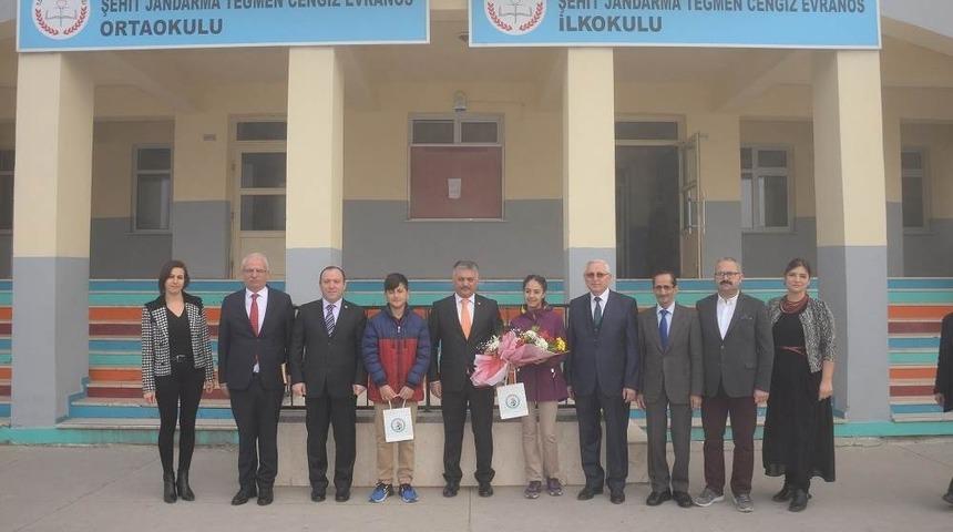 Vali Yazıcı, "Bu çocuklar hepimizin geleceği"
