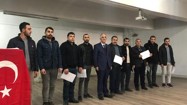 Horasan Halk Eğitim Merkezi kursiyerleri sertifikalarını aldı