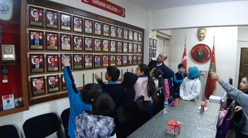 &Ouml;ğrencilerden en anlamlı ziyaret