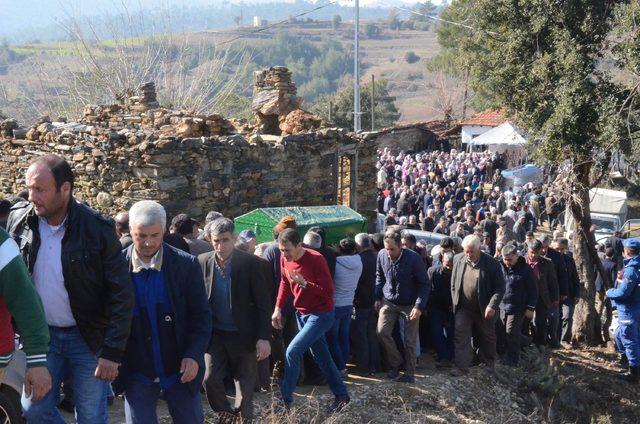 Milas'taki 3 kişinin öldüğü maden faciasında gözaltına alınan 3 kişi adliyede (2)